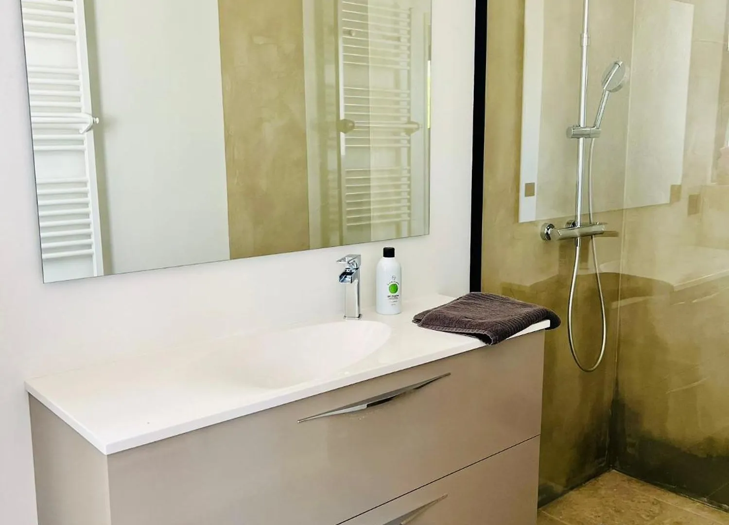 Le Grand Canaille Cassis Apartment